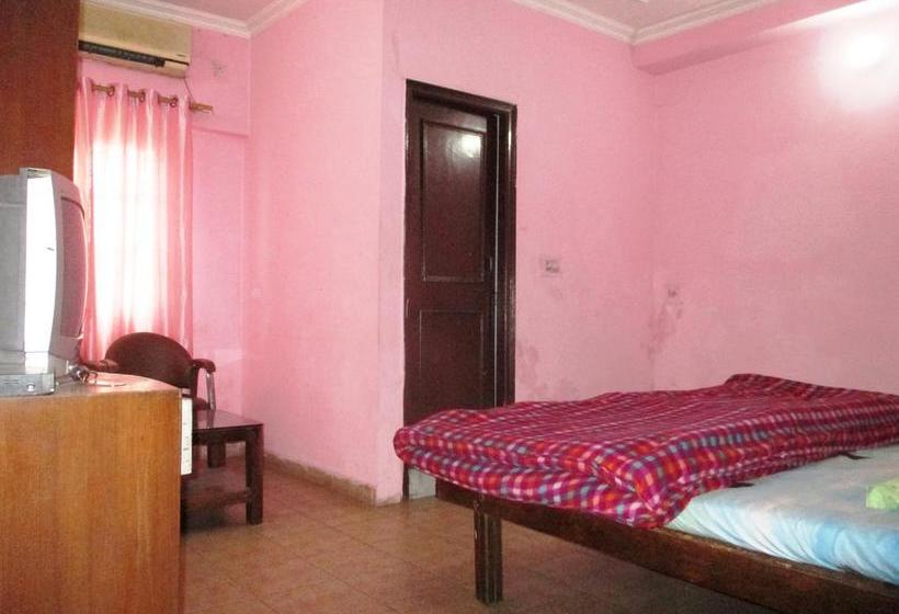 Hotel Shiv Palace 12