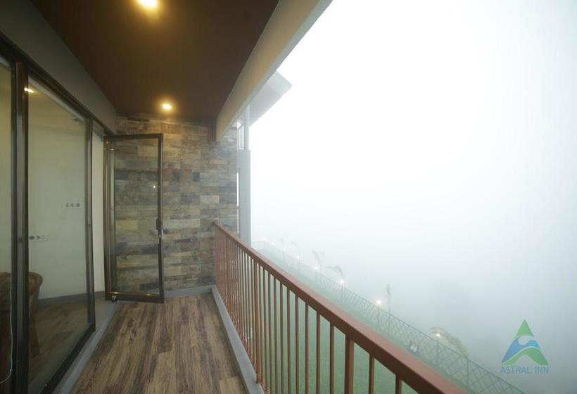 Resort Honeycomb By Astral Inn 4