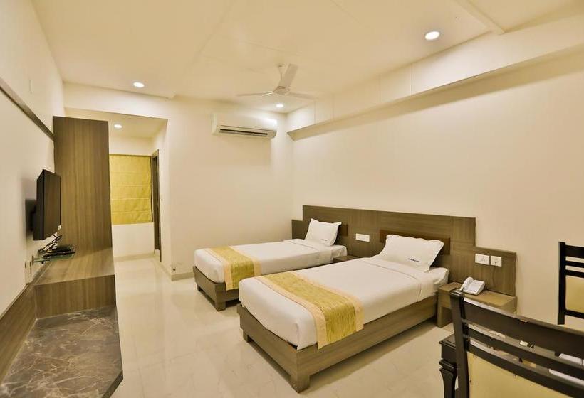 Hotel Sri Simran Park 5