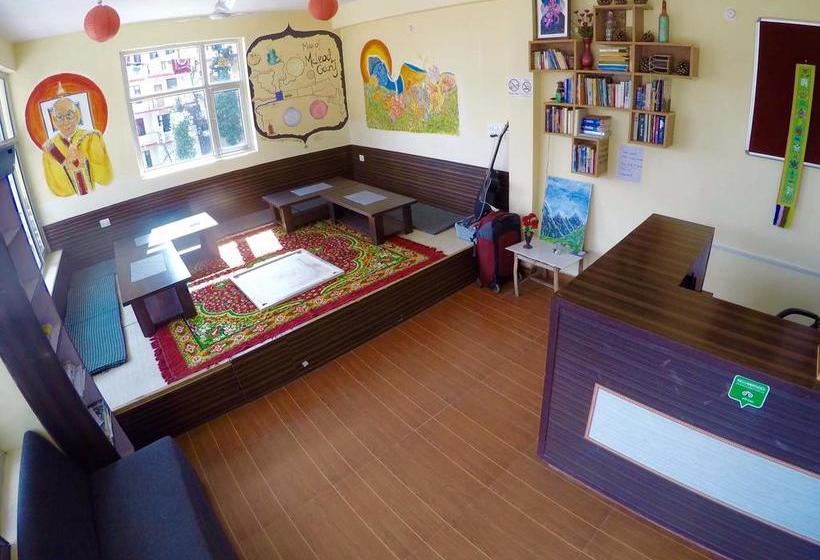 Hotel Hiptrip Backpackers