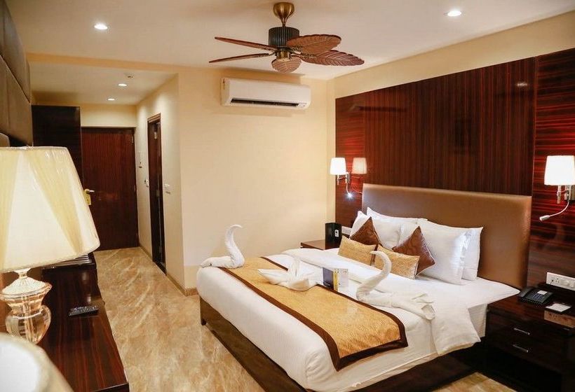 Hotel Sarala Crown Calangute