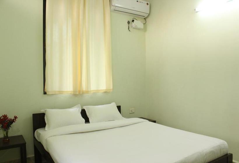 Hotel Oyo Home 9745 1 Bhk Near Panjim Church 2
