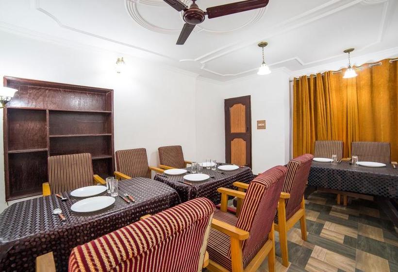 Oyo 5395 Maple Inn Resort 6