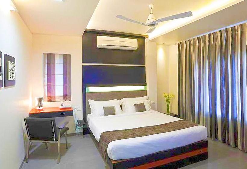 Hotel Skylark Business Kolhapur Maharashtra