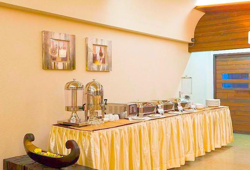 Hotel Skylark Business 10