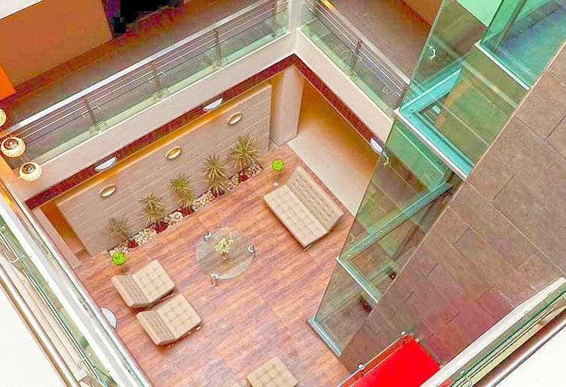 Hotel Skylark Business 17