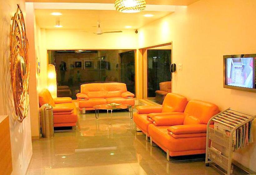 Hotel Skylark Business 6