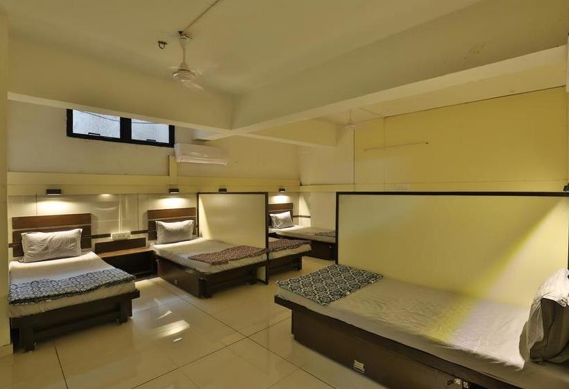 Hostel Nighthalt Dormitory 5