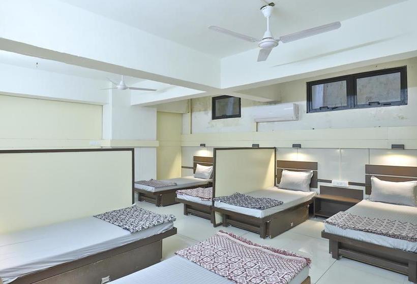 Hostel Nighthalt Dormitory 8