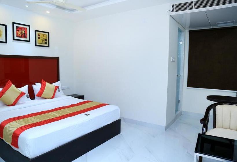 New Hotel Executive Inn 10