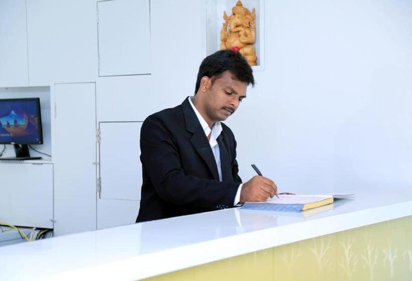 New Hotel Executive Inn 4