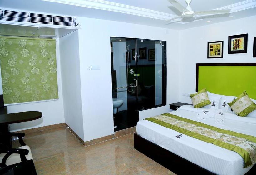 New Hotel Executive Inn 7