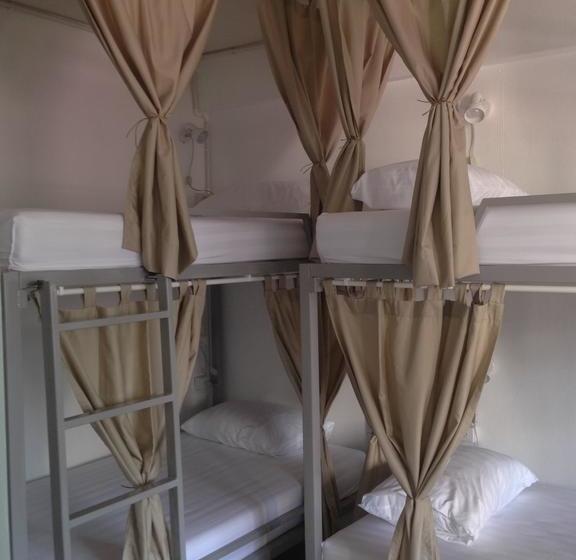 Nesuto Hostel & Cafe Ramkamhaeng 52 10