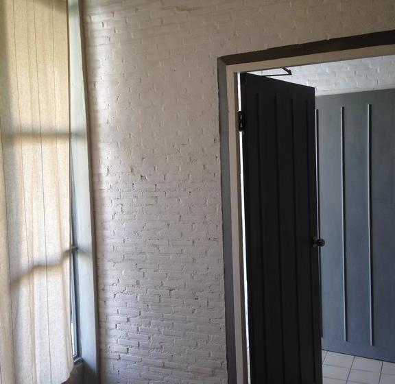 Nesuto Hostel & Cafe Ramkamhaeng 52 13