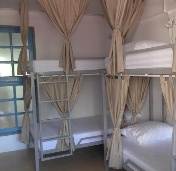 Nesuto Hostel & Cafe Ramkamhaeng 52 6