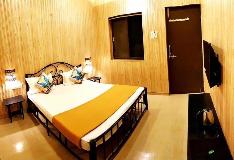 Hostel Bombay Backpackers Matheran 10