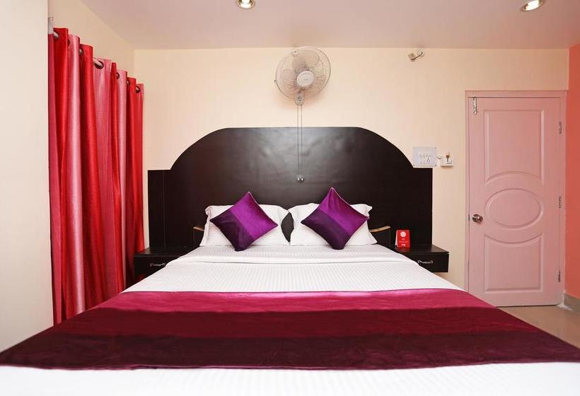 Oyo 9589 Hotel Aries 1