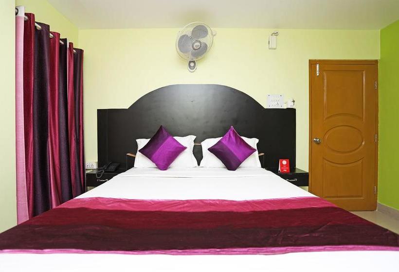 Oyo 9589 Hotel Aries 8