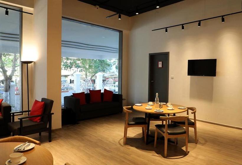 Hotel Oyo Townhouse 021 Bombay Exhibition Centre 10