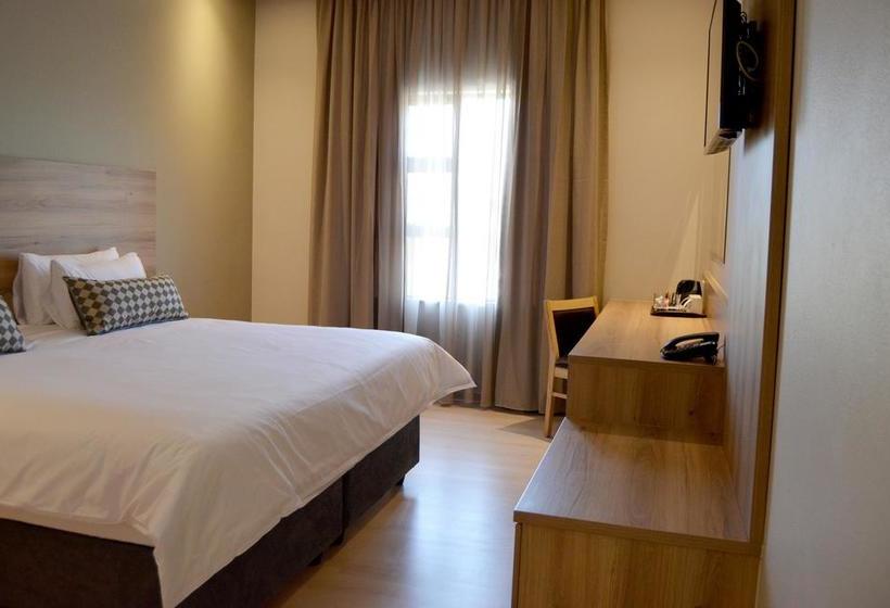 Hotel Regal Inn Midrand 18
