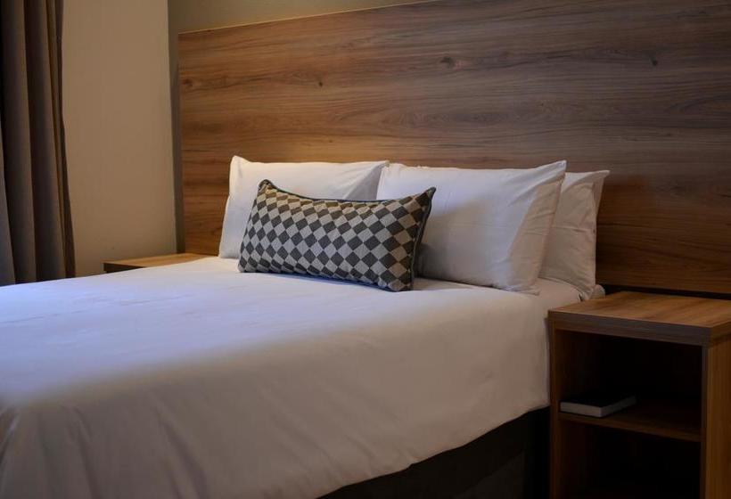 Hotel Regal Inn Midrand 19