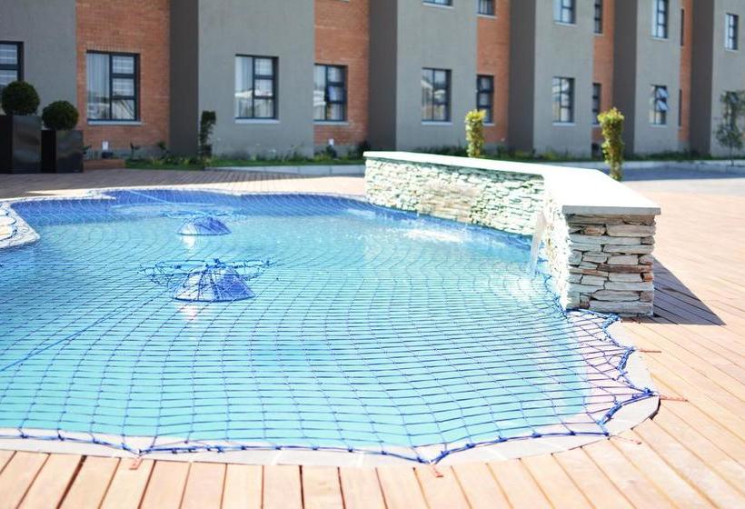 Hotel Regal Inn Midrand 5