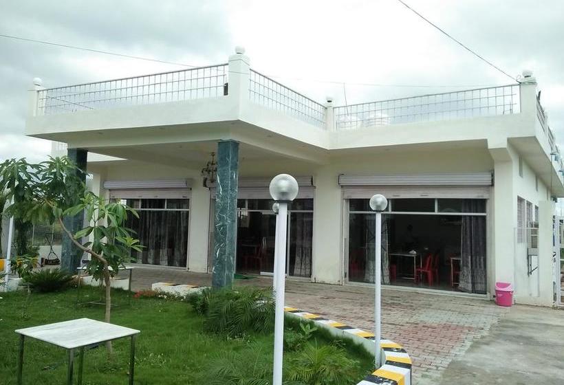 Resort Poonam Mahal Madhya Pradesh