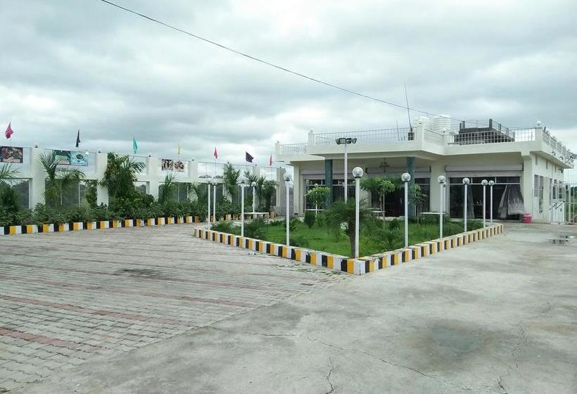 Resort Poonam Mahal 1