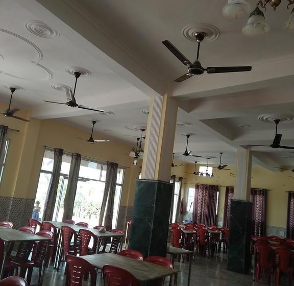 Resort Poonam Mahal 4