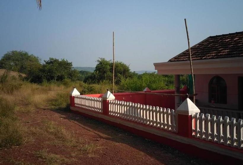 Bunkin Hostel Goa 10