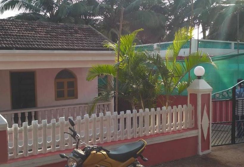 Bunkin Hostel Goa 9