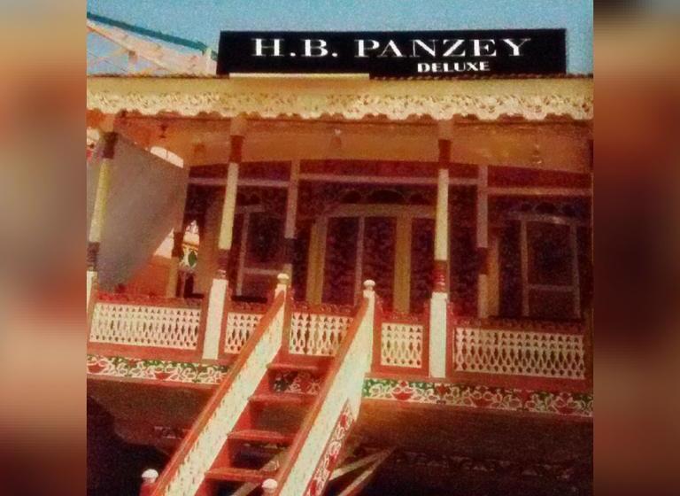 Bed and Breakfast Houseboat Panzey 16