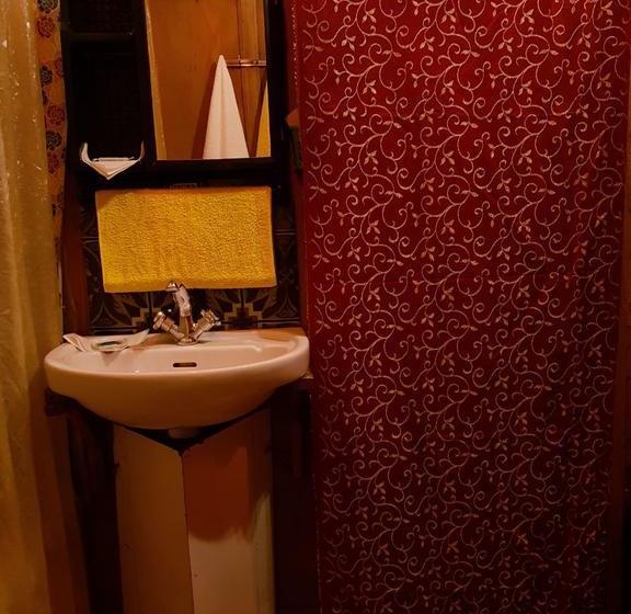 Bed and Breakfast Houseboat Panzey 19