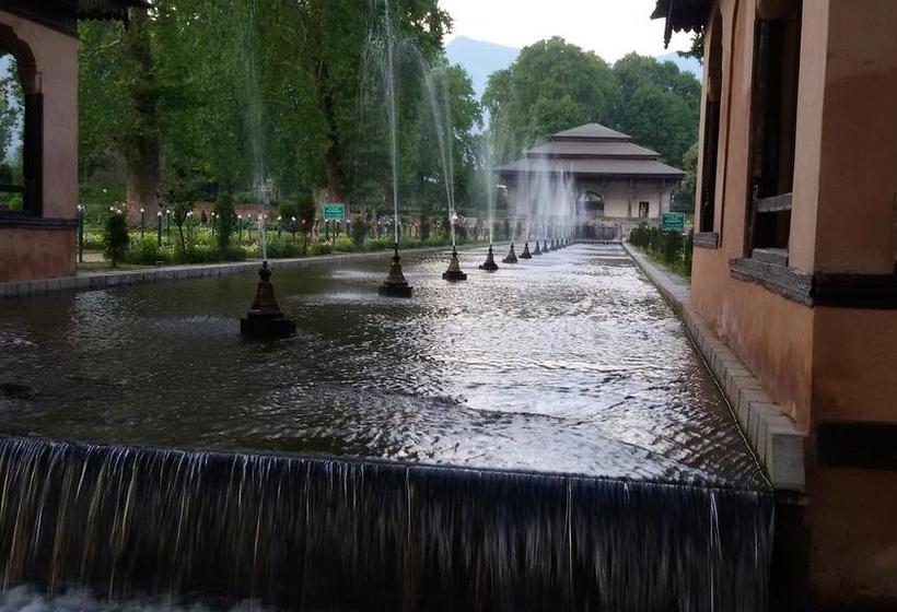 Bed and Breakfast Houseboat Panzey 6