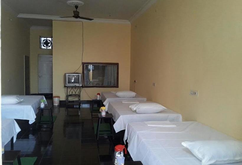 Hotel Sudarshna Guest House 1