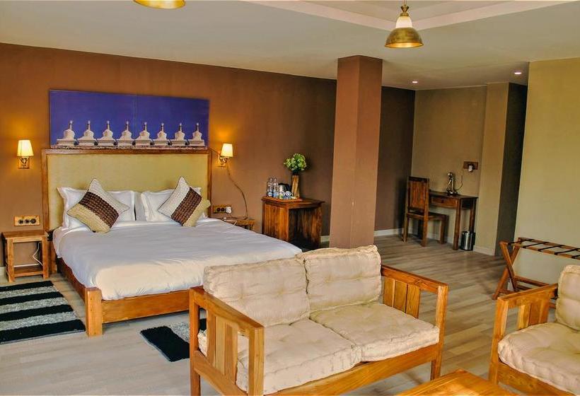 Resort The Driftwood Hotel Leh 4