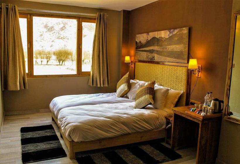 Resort The Driftwood Hotel Leh 5