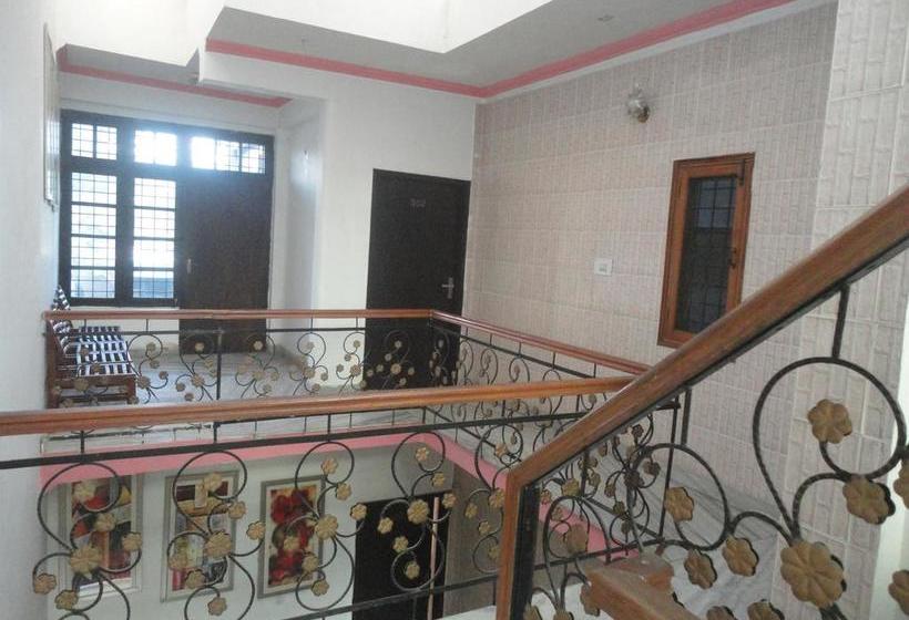 Hotel Anand Niwas 11