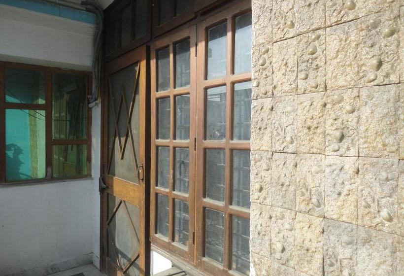 Hotel Anand Niwas 13