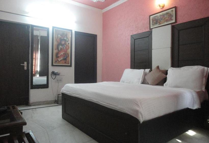 Hotel Anand Niwas 4