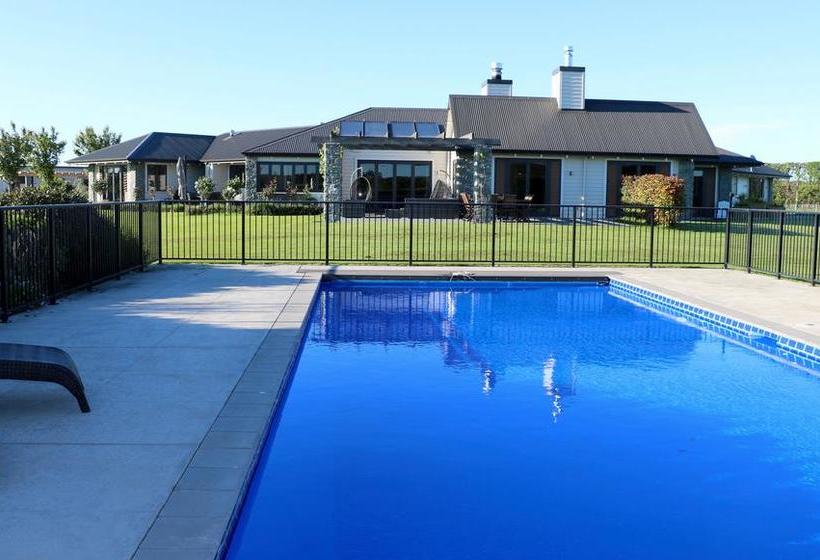 Resort Kalldeen Luxury Accommodation 10