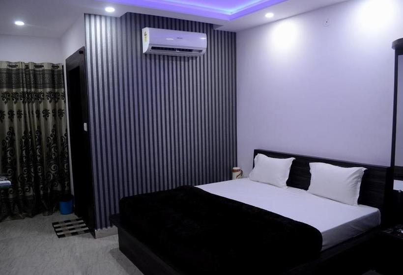 Hotel Bharat Regency 11