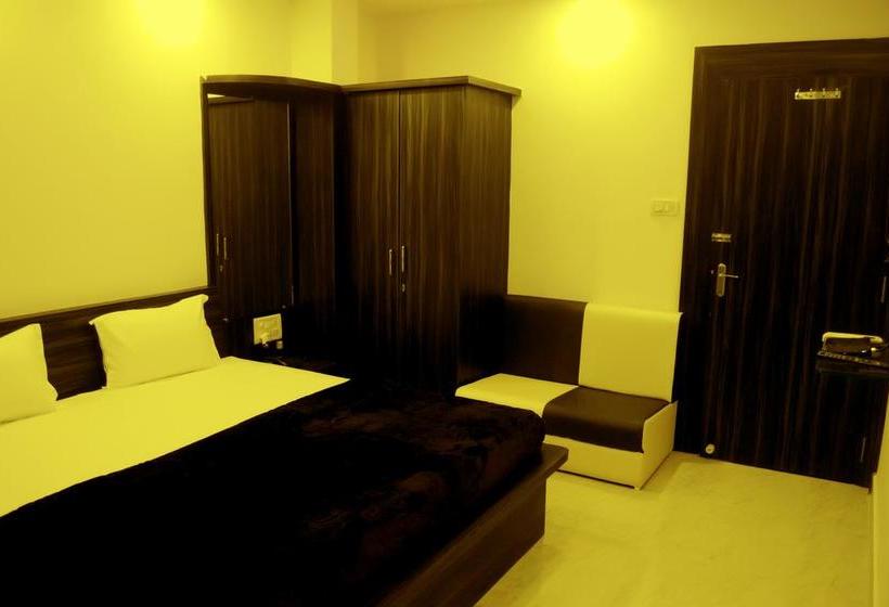 Hotel Bharat Regency 4