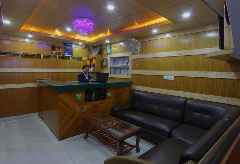 Hotel Highway Inn 20