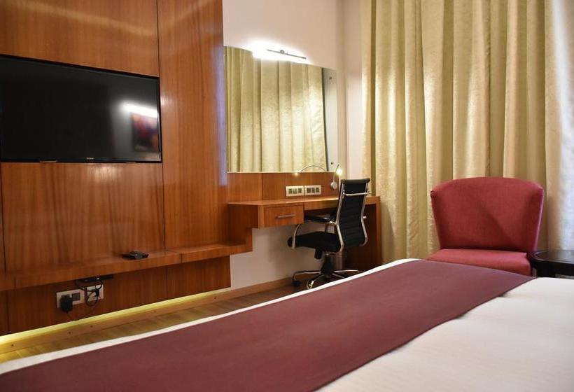 Hotel Millennium Inn