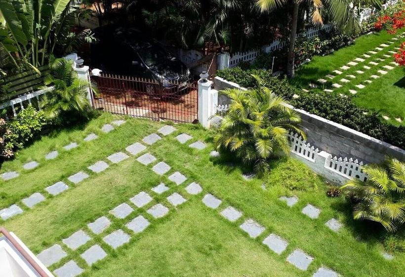 Lazy Day S Beach Resort 9