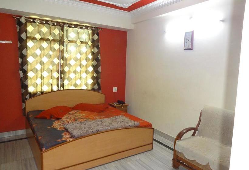 Hotel Giriraj Kripa Atithi Bhawan 11