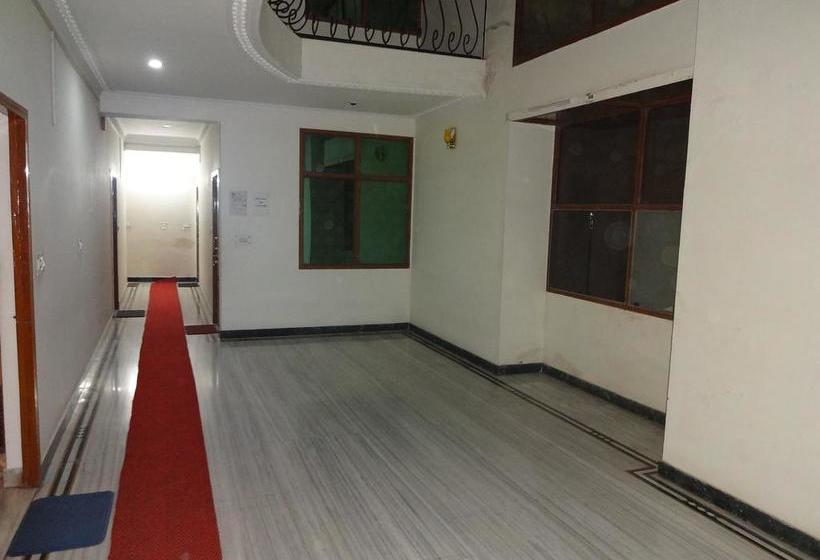 Hotel Giriraj Kripa Atithi Bhawan 4