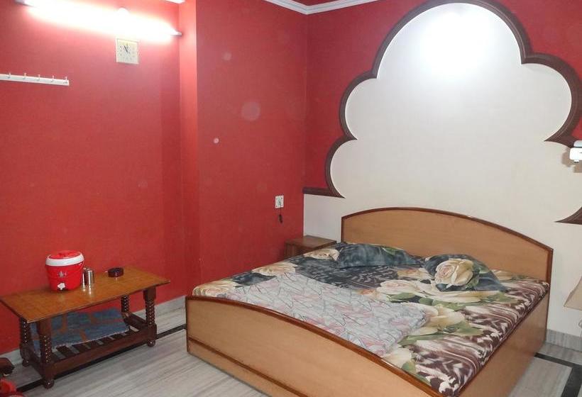 Hotel Giriraj Kripa Atithi Bhawan 9