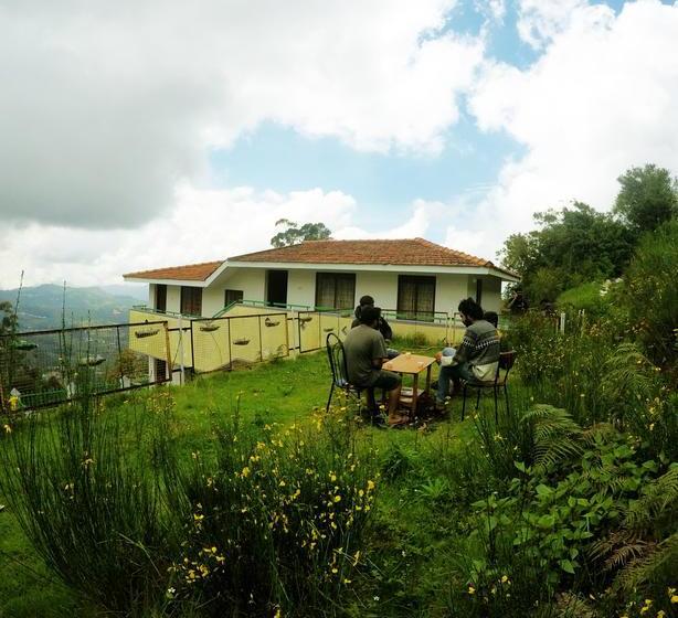 Hotel Hide Away Cottages Ooty 10
